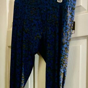 NWT BCG Leggings